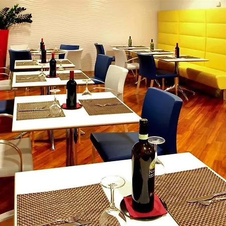 Mercure Napoli Centro Angioino 