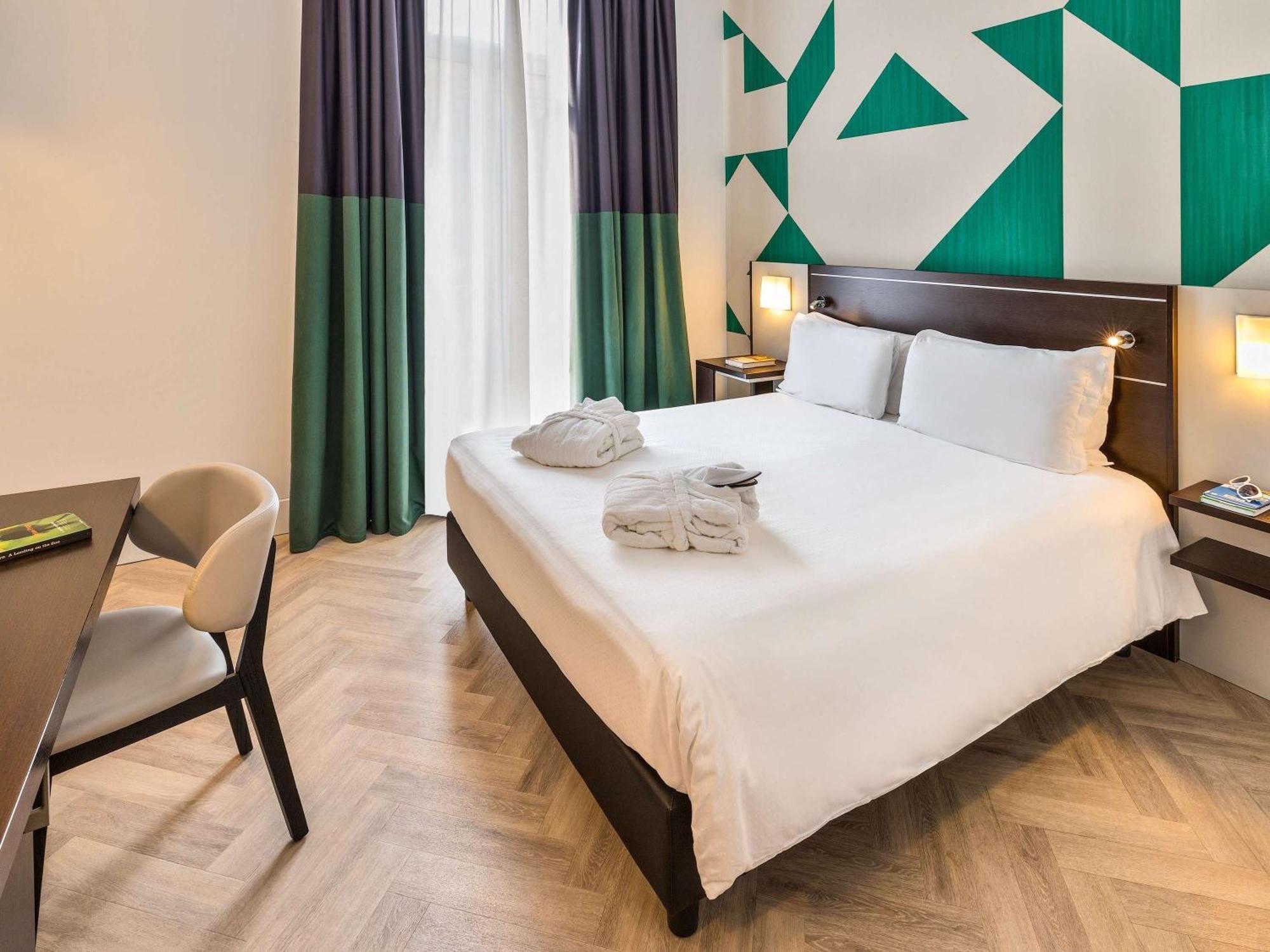 Hotel Mercure Centro Angioino Neapel