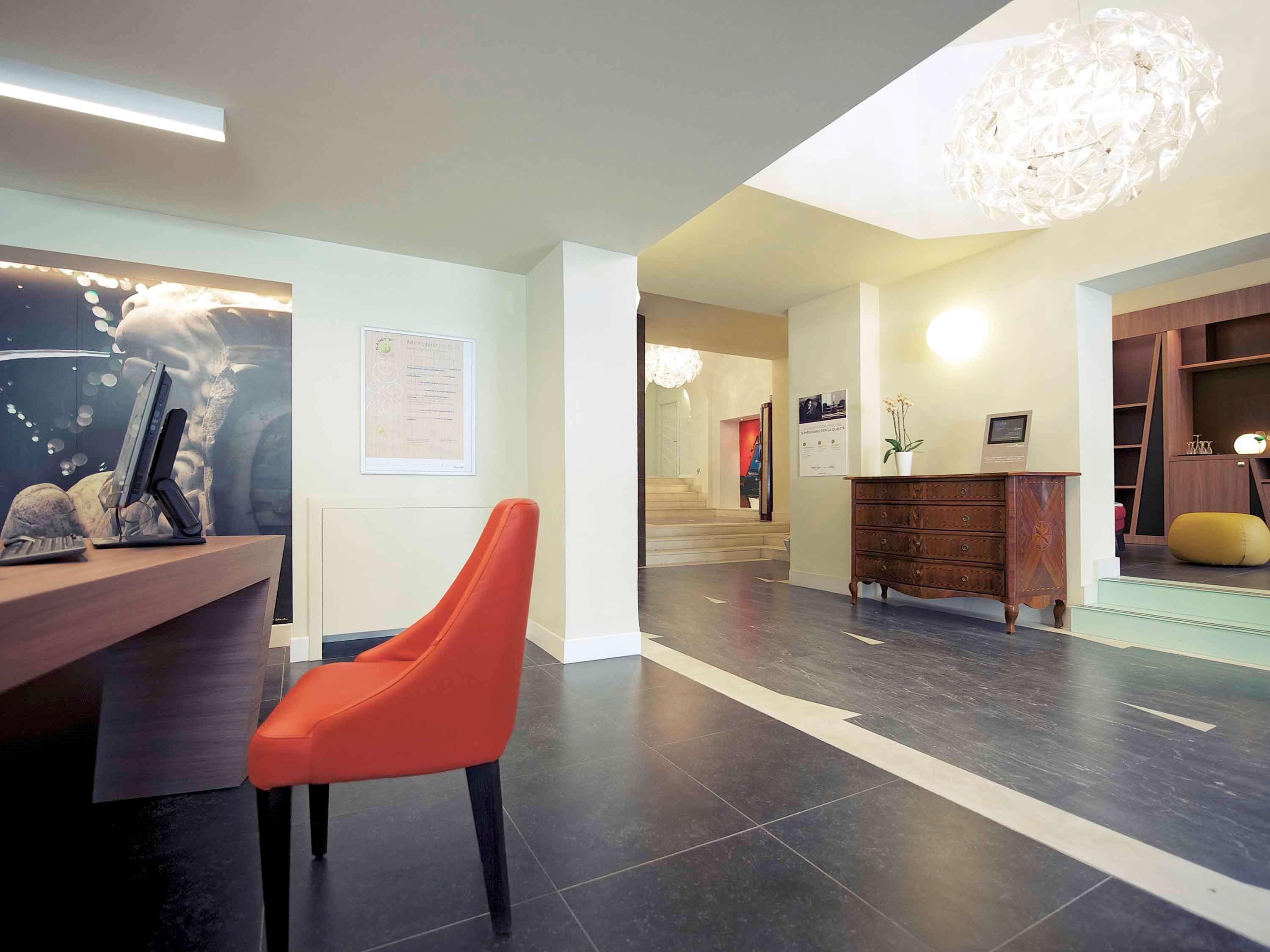 Mercure Centro Angioino 4* Nápoles